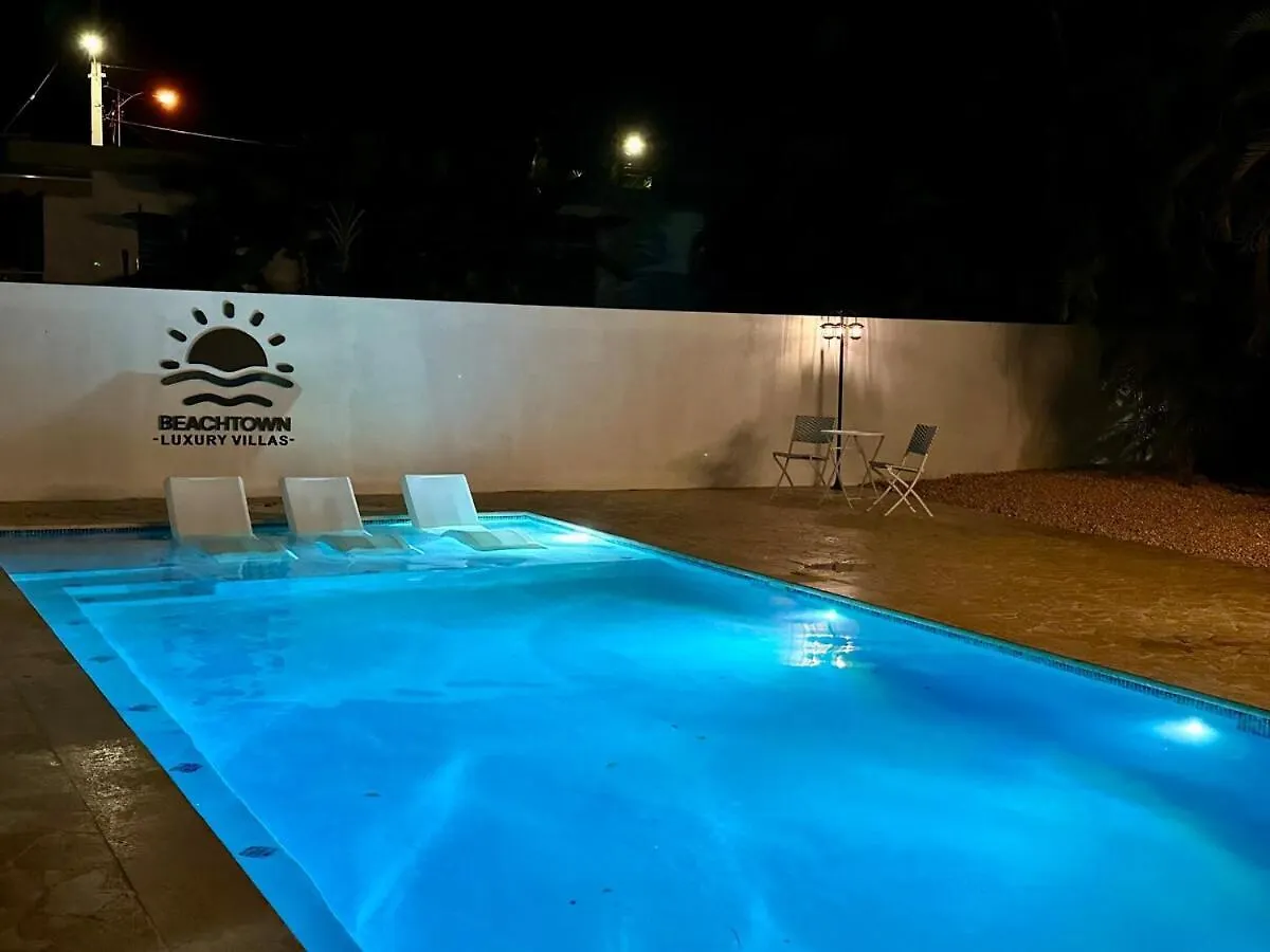 Beachtown Luxury Villas Apt 202 Aguacate Apartment