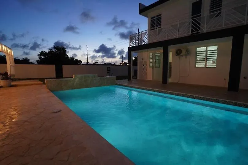 Beachtown Luxury Villas Apt 202 Aguacate Apartment