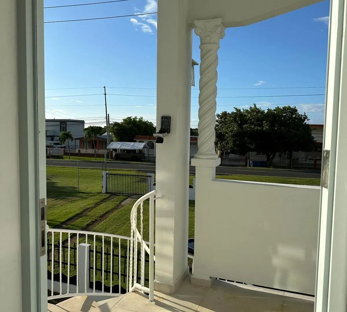 Beachtown Luxury Villas Apt 202 Aguacate Apartment